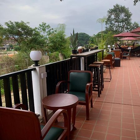 River View Villas ヴァンヴィエン エクステリア 写真