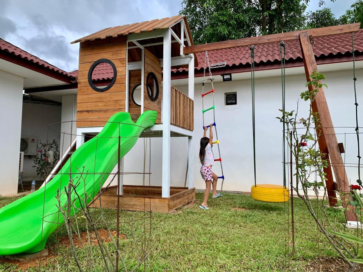 River View Villas ヴァンヴィエン エクステリア 写真