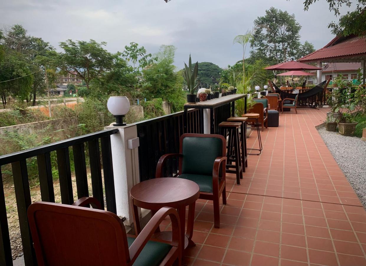 River View Villas ヴァンヴィエン エクステリア 写真